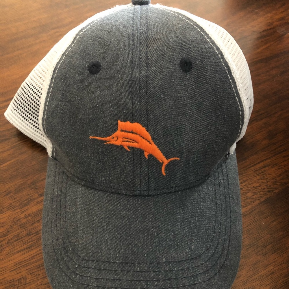 Tommy Bahama hat
